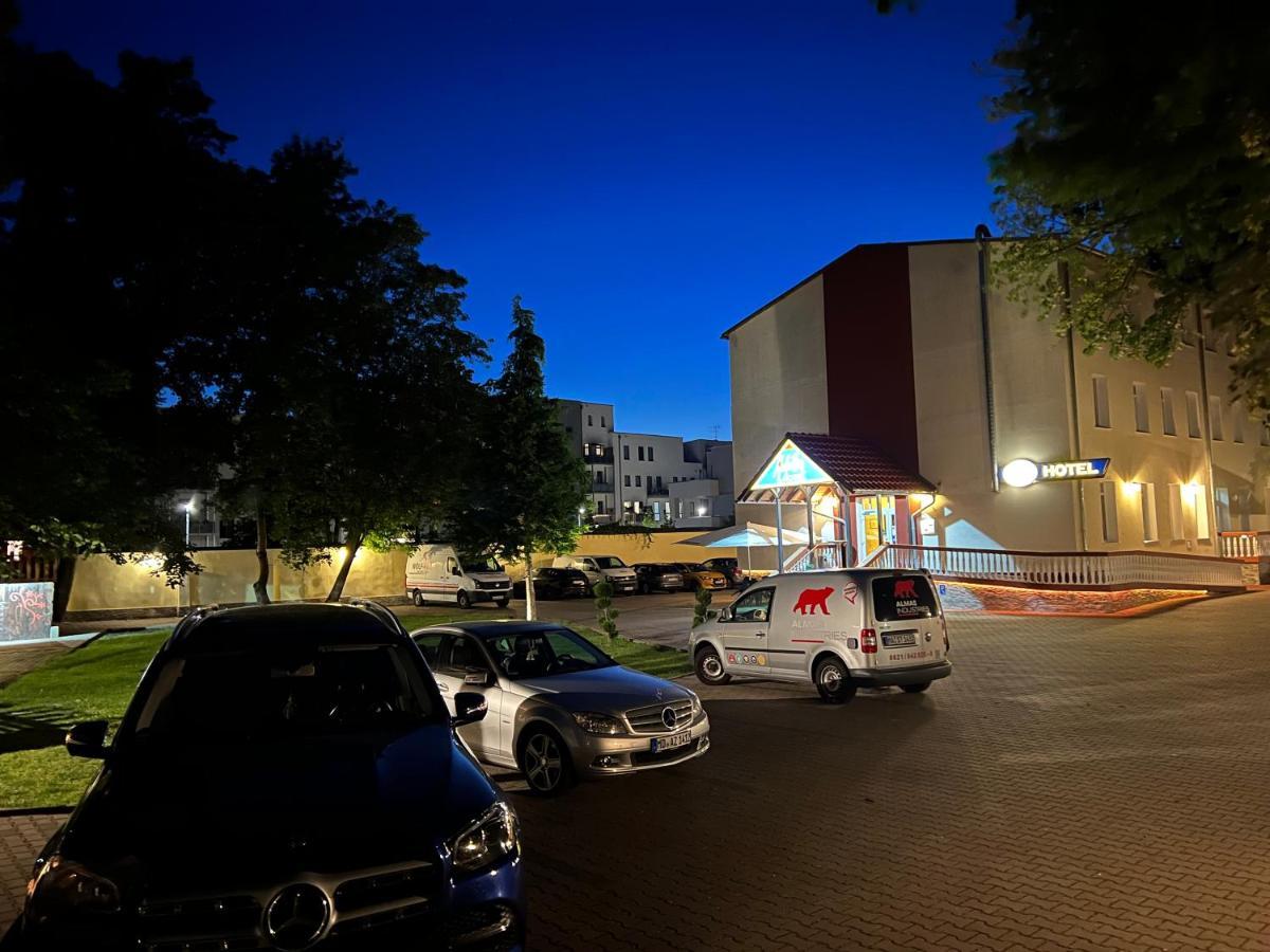 מגדבורג Hotel Medaillon מראה חיצוני תמונה