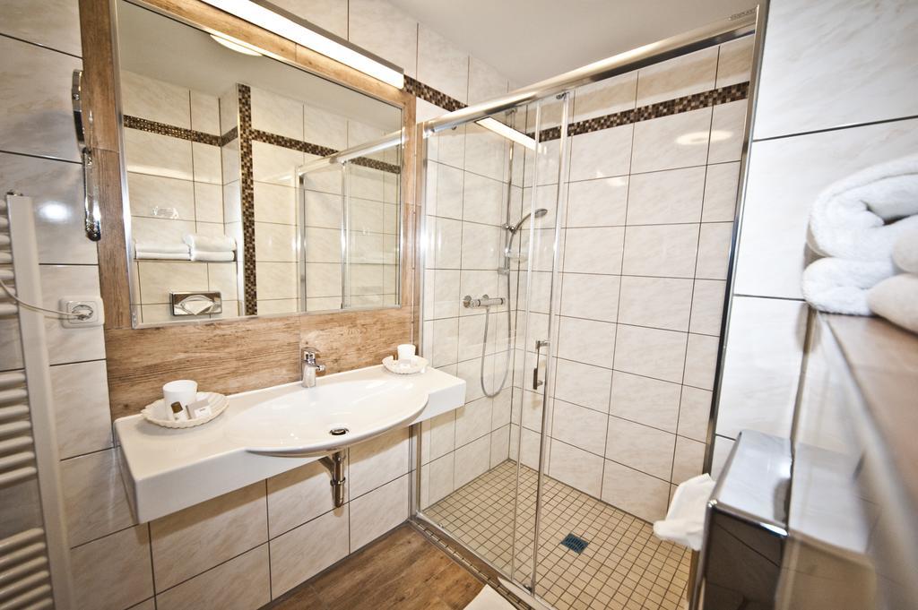 מגדבורג Hotel Medaillon מראה חיצוני תמונה